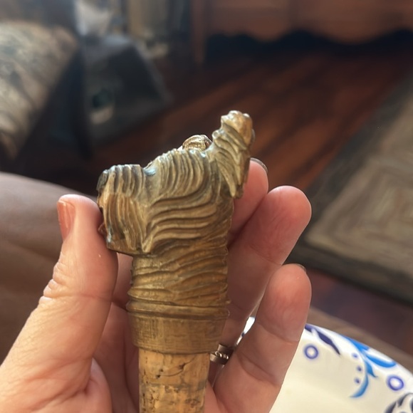 Vintage Anri hand carved Terrier wine stopper , with cork. - Picture 3 of 7